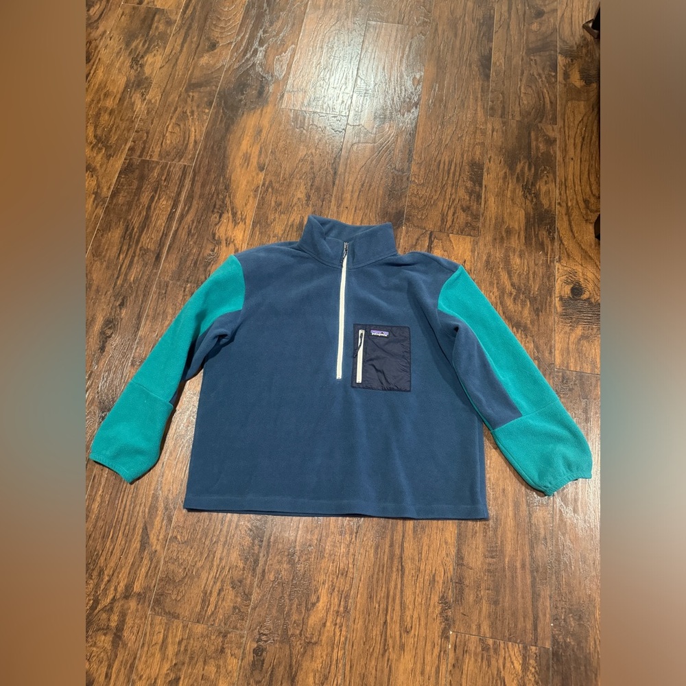 Patagonia Women’s Fleece half zip sweater size XL